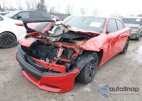 2016 Dodge Charger Sxt z USA, uszkodzony, nr VIN 2C3CDXHGXGH302580